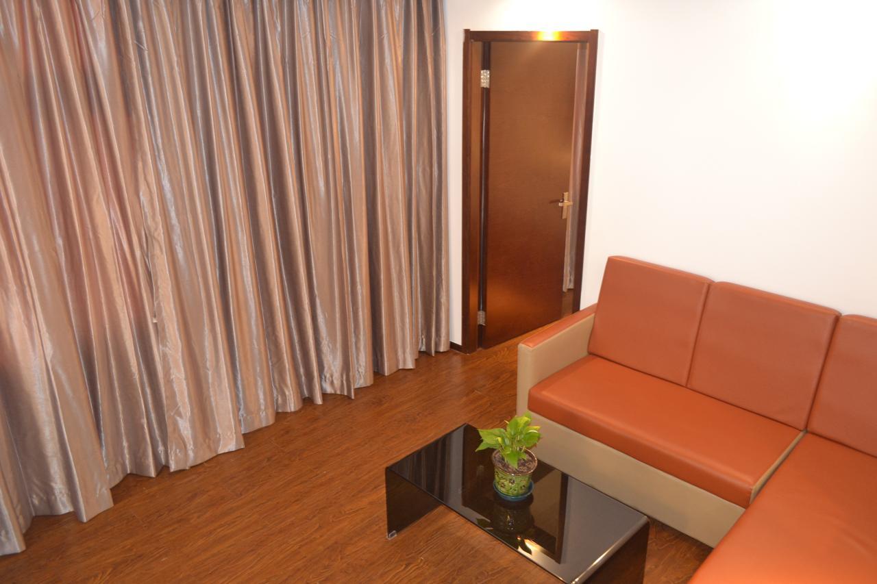 Royal Holiday Hotel Yangon Extérieur photo